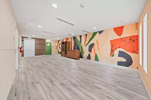 32 NW 14th Ave, Miami, FL 33125 - Photo 24