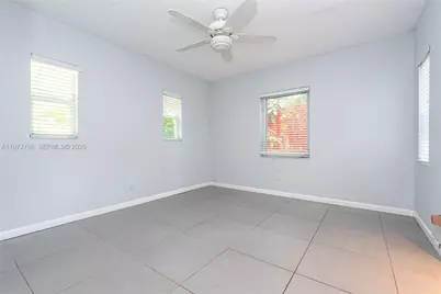 330 NE 86 St, El Portal, FL 33138 - Photo 10