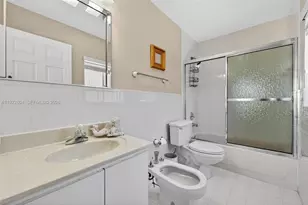 14345 SW 172nd Ln, Miami, FL 33177 - Photo 32