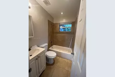 3951 SW 59th Ave, West Park, FL 33023 - Photo 8