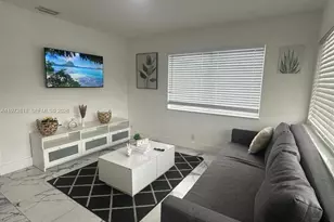 104 NW 9th St, Hallandale Beach, FL 33009 - Photo 4