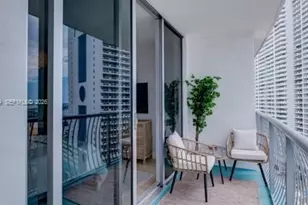 1750 N Bayshore Dr, Miami, FL 33132 - Photo 18