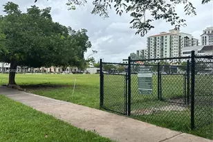 124 Mendoza Ave, Coral Gables, FL 33134 - Photo 10