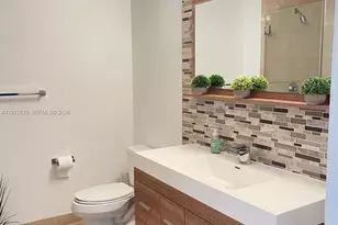 1050 Brickell Ave, Miami, FL 33131 - Photo 8
