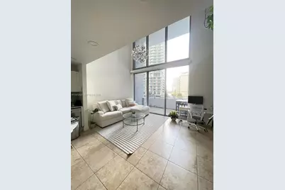 1050 Brickell Ave #410, Miami, FL 33131 - Photo 10