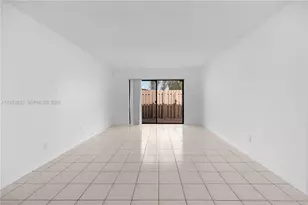 11522 SW 109th Rd, Miami, FL 33176 - Photo 10