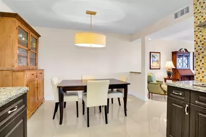 1800 NE 114th St #711, Miami, FL 33181 - Photo 16