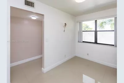 11202 Taft St #11202, Pembroke Pines, FL 33026 - Photo 14