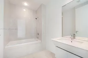 2627 S Bayshore Dr, Miami, FL 33133 - Photo 14