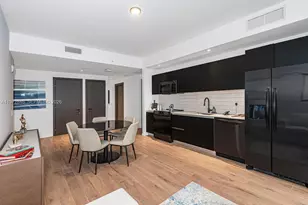 398 NE 5th St, Miami, FL 33132 - Photo 10