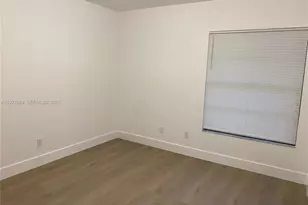 1765 Courtyard Way, Naples, FL 33114 - Photo 4