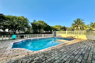 4275 NW S Tamiami Canal Dr, Miami, FL 33126 - Photo 32