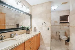 8648 NW 1st Ln, Miami, FL 33126 - Photo 20