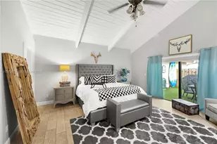 2731 S Parkview Dr, Hallandale Beach, FL 33009 - Photo 32