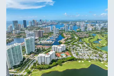 20000 E Country Club Dr #714, Aventura, FL 33180 - Photo 1