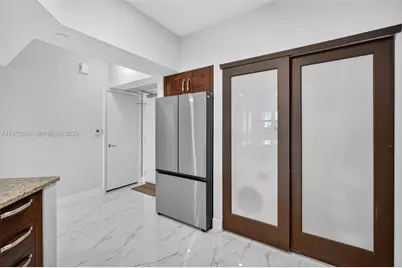 20000 E Country Club Dr #714, Aventura, FL 33180 - Photo 10