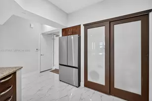 20000 E Country Club Dr, Aventura, FL 33180 - Photo 10