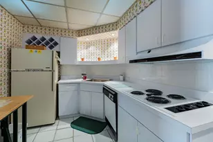 1408 Brickell Bay Dr, Miami, FL 33131 - Photo 8