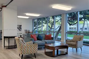 2655 Collins Ave, Miami Beach, FL 33140 - Photo 32