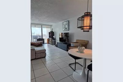 2655 Collins Ave #1404, Miami Beach, FL 33140 - Photo 14