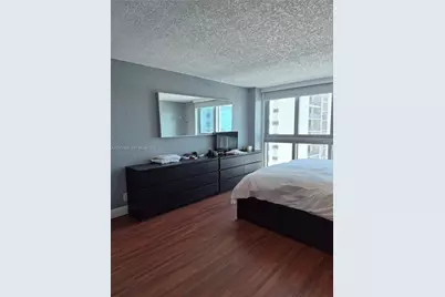 2655 Collins Ave #1404, Miami Beach, FL 33140 - Photo 18
