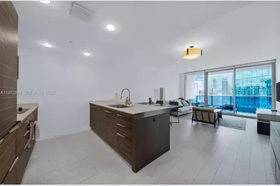 200 Biscayne Boulevard Way #3811, Miami, FL 33131 - Photo 1