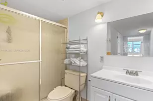 111 Golden Isles Dr, Hallandale Beach, FL 33009 - Photo 10