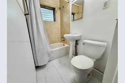 836 NW 12th Ter #2, Fort Lauderdale, FL 33311 - Photo 16