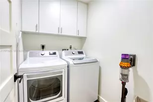 8905 SW 221st Terrace, Cutler Bay, FL 33190 - Photo 32