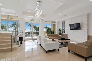4775 Collins Ave, Miami Beach, FL 33140 - Photo 16