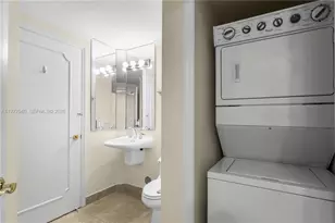 4775 Collins Ave, Miami Beach, FL 33140 - Photo 10
