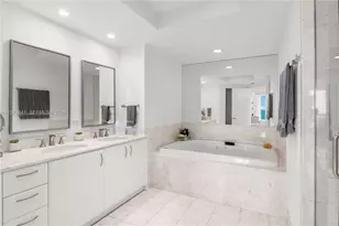 1331 Brickell Bay Dr, Miami, FL 33131 - Photo 22