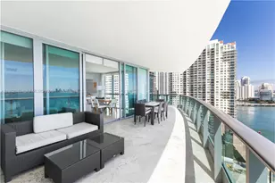 1331 Brickell Bay Dr, Miami, FL 33131 - Photo 30