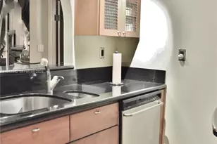 1 Century Ln, Miami Beach, FL 33139 - Photo 46