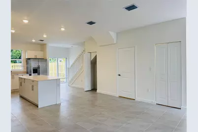 223 SE 11th Ct, Florida City, FL 33034 - Photo 6