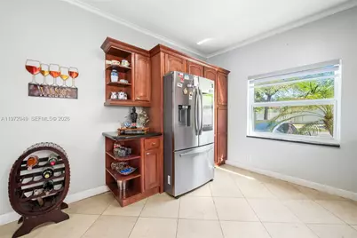 1026 SW 180th Ter, Pembroke Pines, FL 33029 - Photo 10