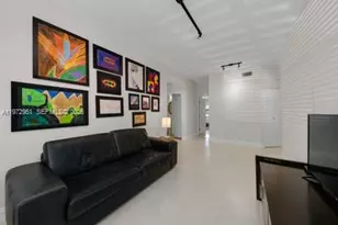 15533 N Miami Lakeway N, Miami Lakes, FL 33014 - Photo 32