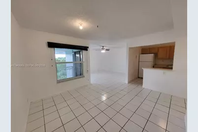 455 S Pine Island Rd #410C, Plantation, FL 33324 - Photo 6