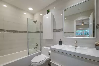 5171 W Oakland Park Blvd #309, Lauderdale Lakes, FL 33313 - Photo 18