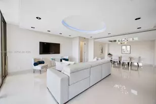 19500 Turnberry Way, Aventura, FL 33180 - Photo 6