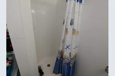 690 W Park Dr #2-204, Miami, FL 33172 - Photo 44