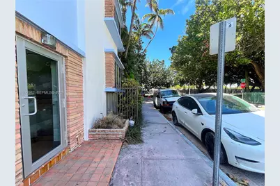 742 12th St #2, Miami Beach, FL 33139 - Photo 28