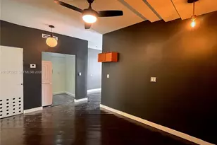 742 12th St, Miami Beach, FL 33139 - Photo 14