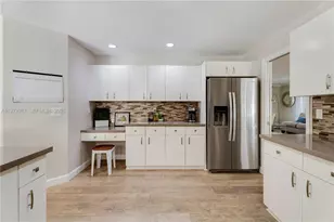 16085 SW 84th Pl, Palmetto Bay, FL 33157 - Photo 14