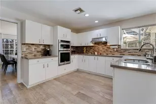 16085 SW 84th Pl, Palmetto Bay, FL 33157 - Photo 10