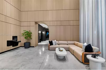 121 NE 5th St #710, Miami, FL 33132 - Photo 14