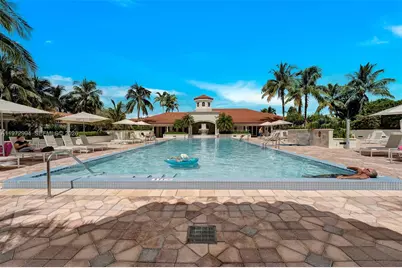 20000 E Country Club Dr #PH06, Aventura, FL 33180 - Photo 8