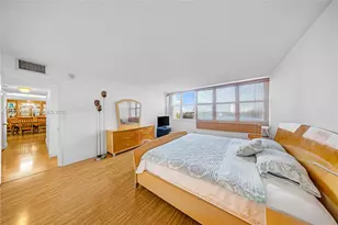 1825 S Ocean Dr, Hallandale Beach, FL 33009 - Photo 16