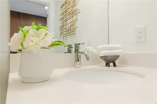 1950 W 49th St, Hialeah, FL 33012 - Photo 8