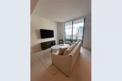 159 NE 6th St #4811, Miami, FL 33132 - Photo 2